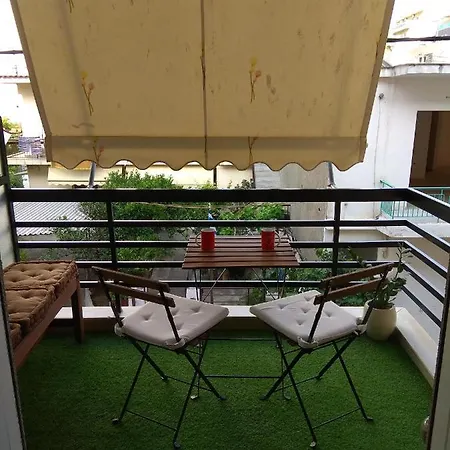 Sunny Living Loutráki