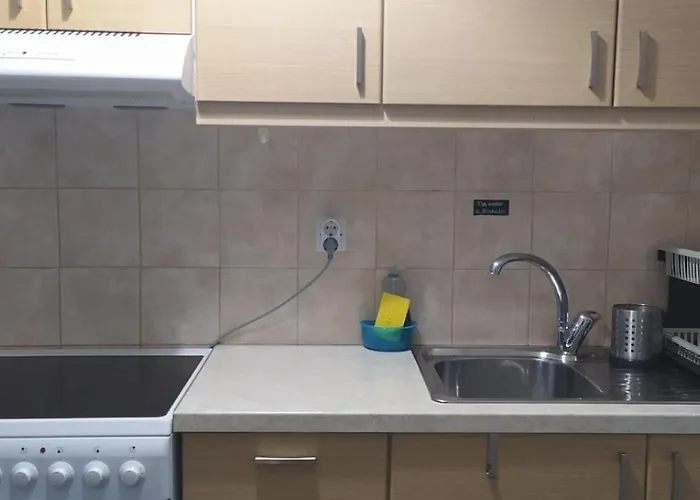 Sunny Living Лоутраки