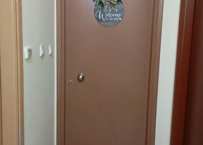 Sunny Living * Лоутраки