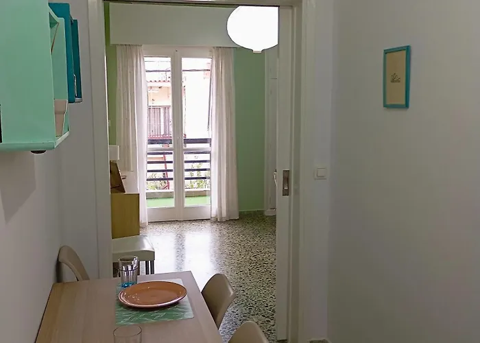 Sunny Living Апартаменты *