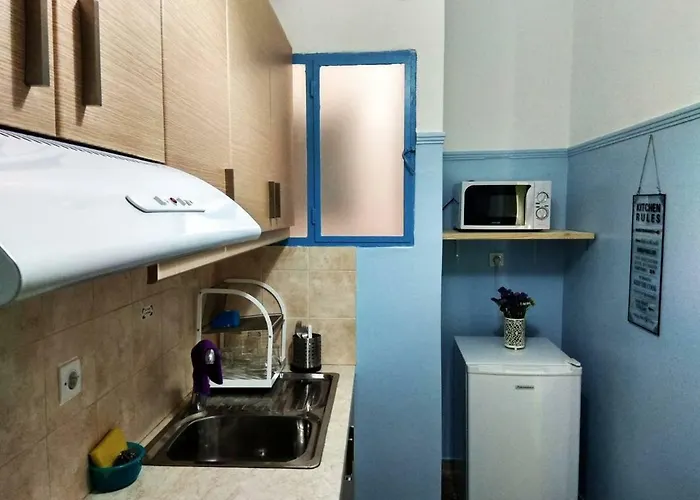 Sunny Living * Лоутраки